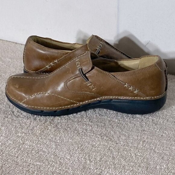 Clarks Unstructured Brown Leather Slip on Shoes 6.5 - Picture 4 of 10